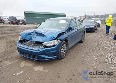 2019 Volkswagen Jetta 1.4T R-Line/1.4T S/1.4T Se из США, поврежденный, VIN 3VWC57BU5KM069447